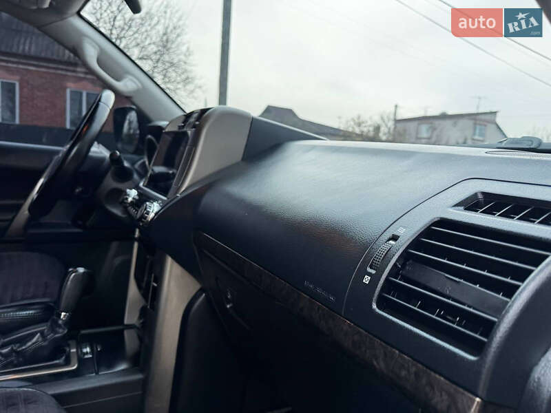 Внедорожник / Кроссовер Toyota Land Cruiser Prado 2010 в Ахтырке