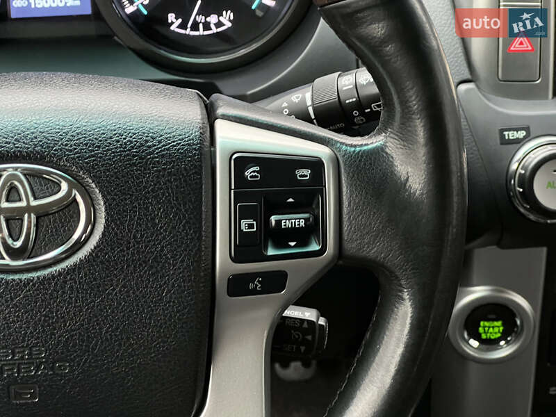 Внедорожник / Кроссовер Toyota Land Cruiser Prado 2010 в Киеве