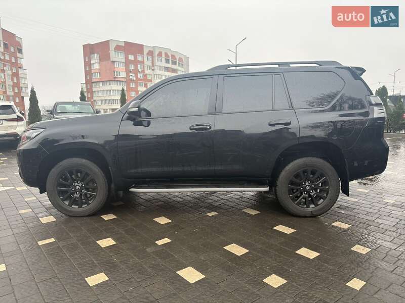 Внедорожник / Кроссовер Toyota Land Cruiser Prado 2023 в Тернополе