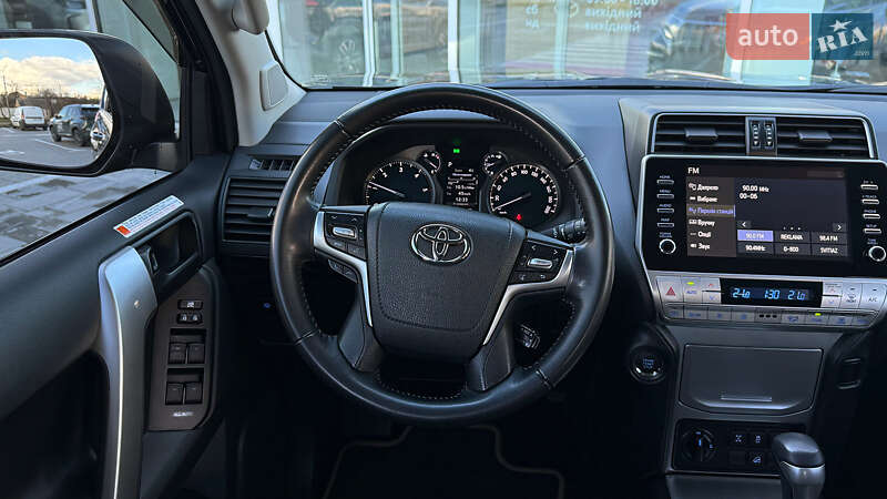 Внедорожник / Кроссовер Toyota Land Cruiser Prado 2023 в Ровно