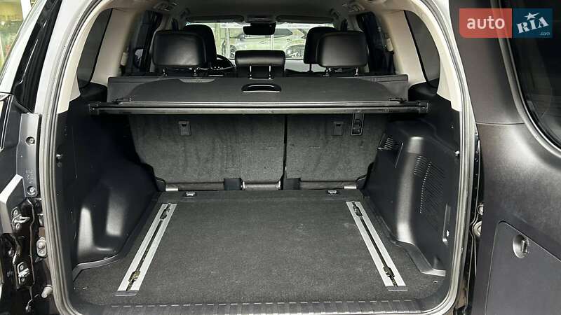 Позашляховик / Кросовер Toyota Land Cruiser Prado 2022 в Києві