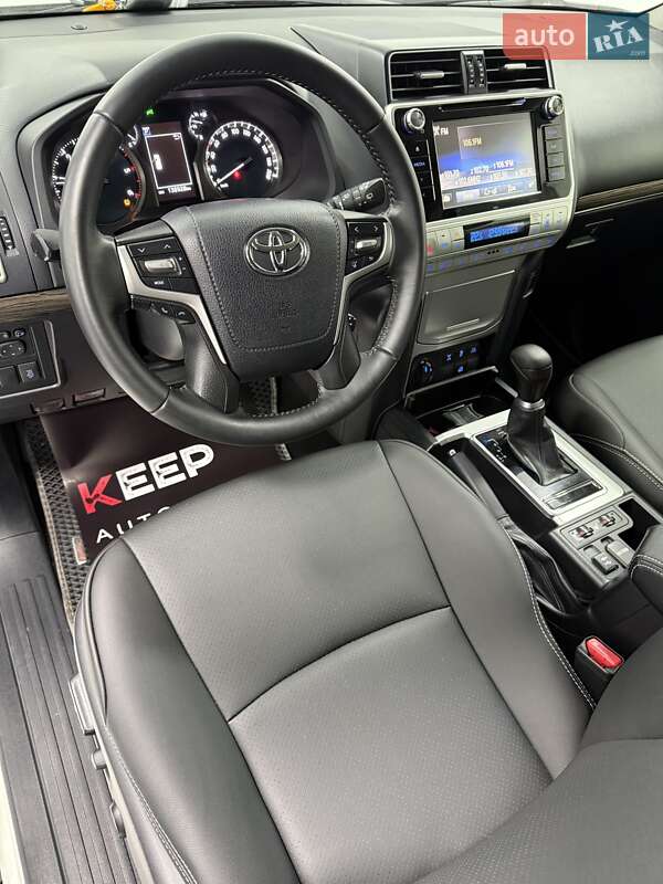 Внедорожник / Кроссовер Toyota Land Cruiser Prado 2020 в Одессе