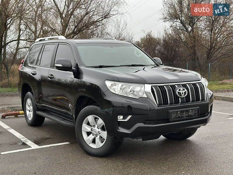 Toyota Land Cruiser Prado 2019