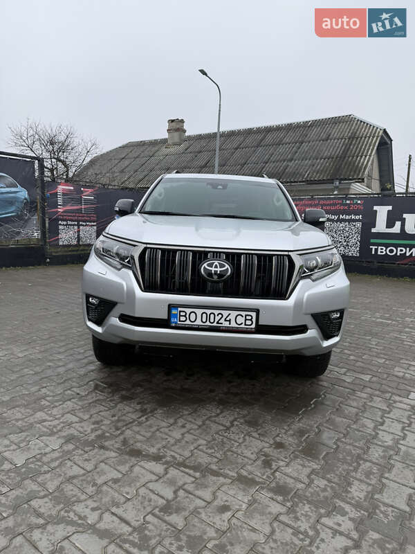 Внедорожник / Кроссовер Toyota Land Cruiser Prado 2022 в Тернополе фото 4 Внедорожник / Кроссовер Toyota Land Cruiser Prado 2022 в Тернополе