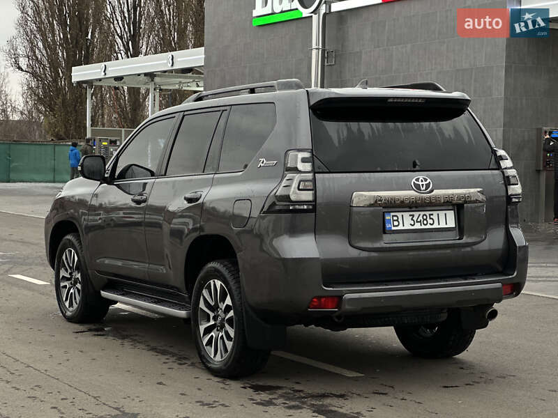 Позашляховик / Кросовер Toyota Land Cruiser Prado 2021 в Лубнах