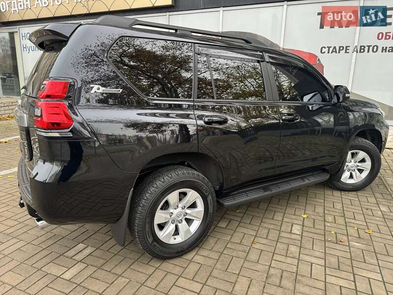 Внедорожник / Кроссовер Toyota Land Cruiser Prado 2022 в Николаеве