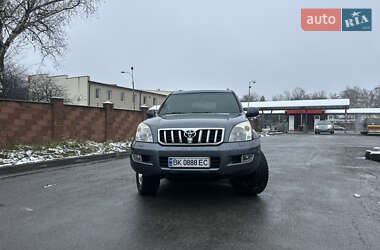 Внедорожник / Кроссовер Toyota Land Cruiser Prado 2005 в Ровно