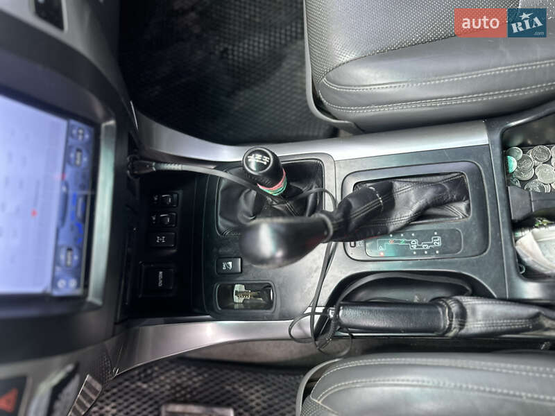 Позашляховик / Кросовер Toyota Land Cruiser Prado 2005 в Рівному