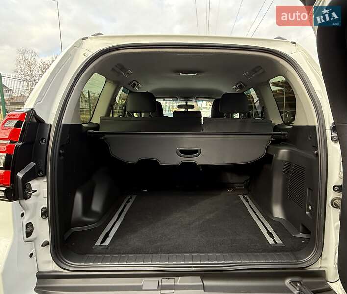 Внедорожник / Кроссовер Toyota Land Cruiser Prado 2019 в Виннице фото 61 Внедорожник / Кроссовер Toyota Land Cruiser Prado 2019 в Виннице