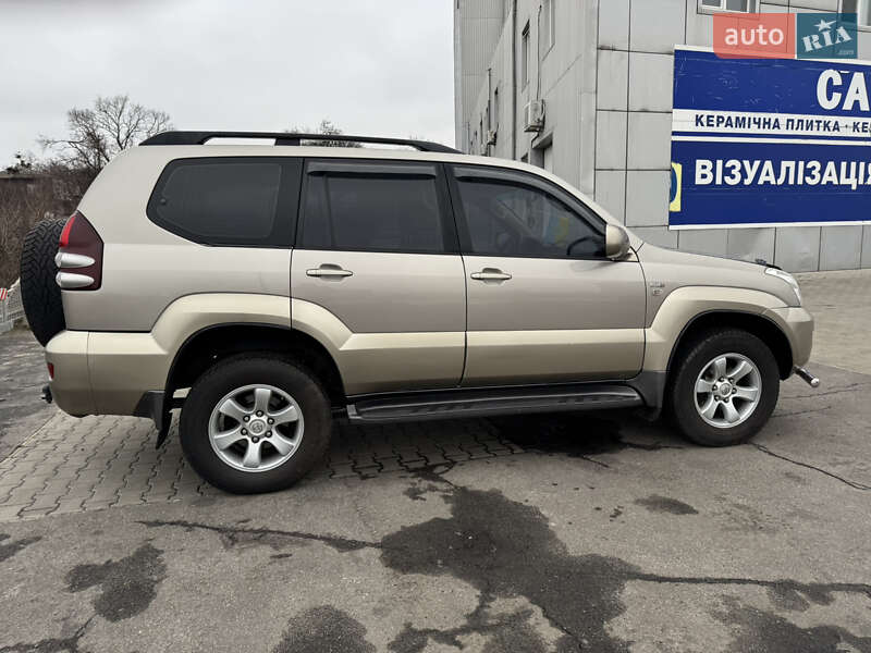 Внедорожник / Кроссовер Toyota Land Cruiser Prado 2004 в Харькове