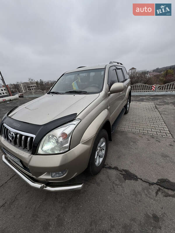 Внедорожник / Кроссовер Toyota Land Cruiser Prado 2004 в Харькове