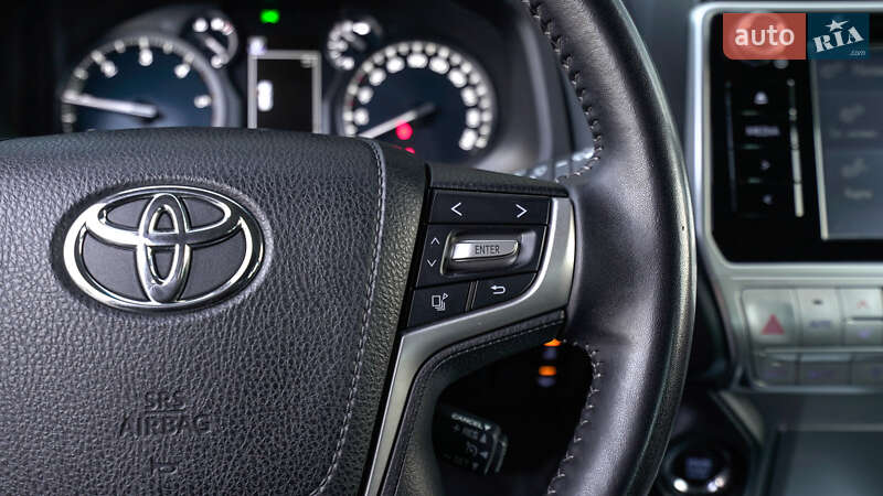 Внедорожник / Кроссовер Toyota Land Cruiser Prado 2019 в Львове
