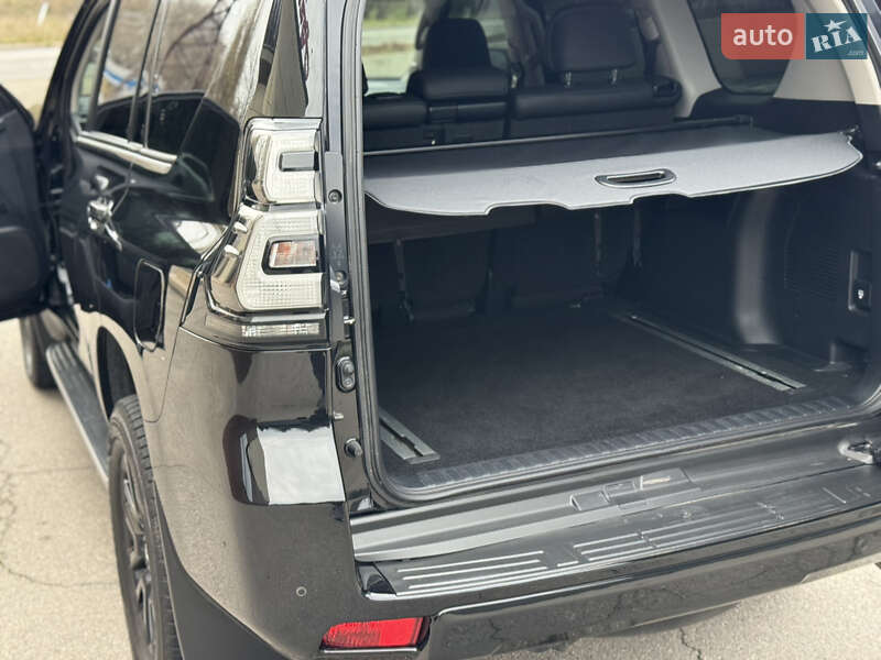 Внедорожник / Кроссовер Toyota Land Cruiser Prado 2021 в Днепре