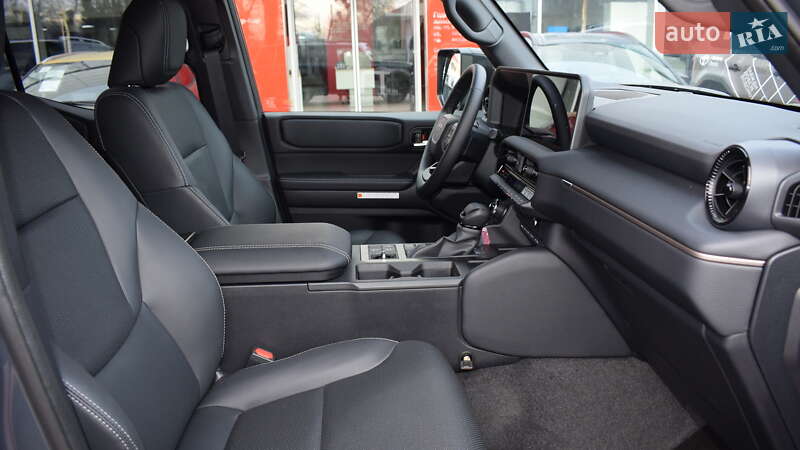 Внедорожник / Кроссовер Toyota Land Cruiser Prado 2025 в Житомире