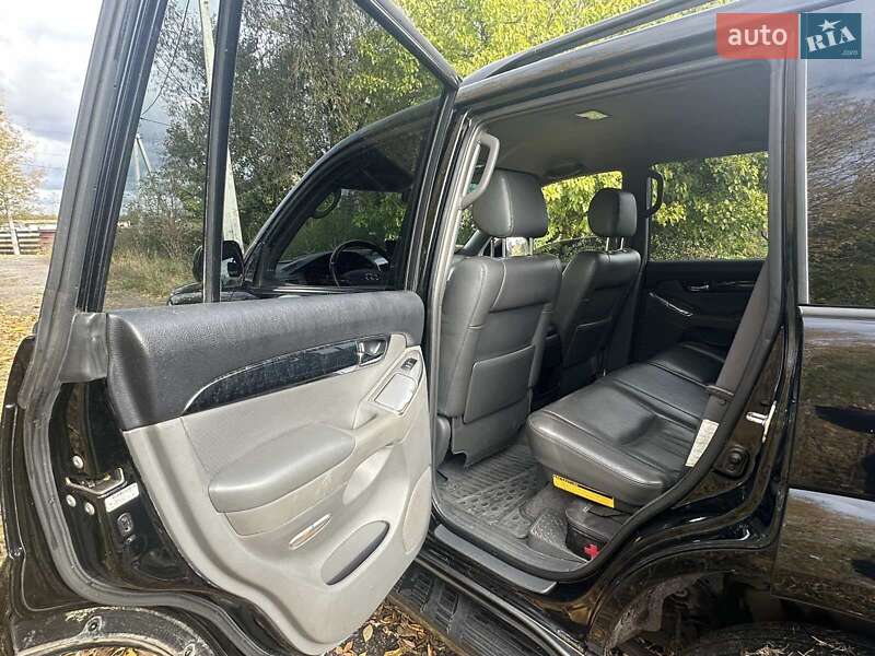 Позашляховик / Кросовер Toyota Land Cruiser Prado 2008 в Києві