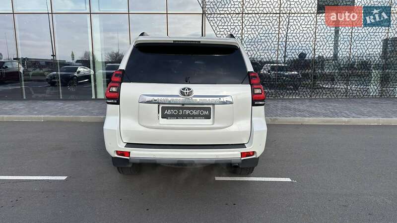 Позашляховик / Кросовер Toyota Land Cruiser Prado 2019 в Києві