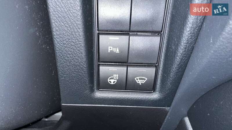 Позашляховик / Кросовер Toyota Land Cruiser Prado 2019 в Києві