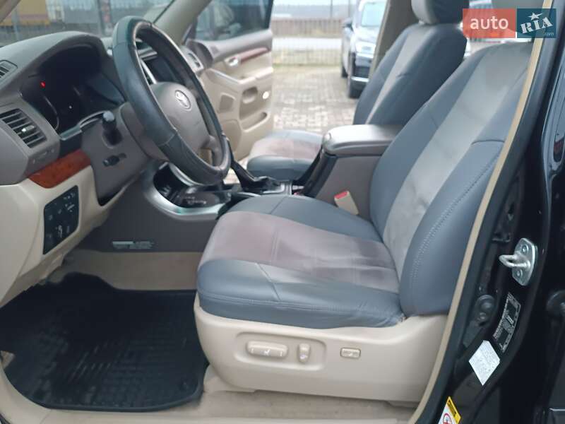 Внедорожник / Кроссовер Toyota Land Cruiser Prado 2006 в Хусте