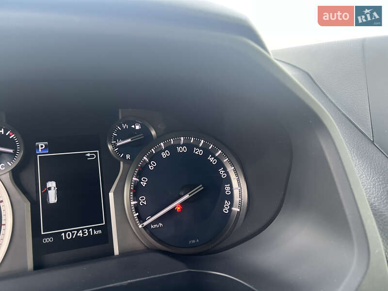 Позашляховик / Кросовер Toyota Land Cruiser Prado 2019 в Києві фото 16 Позашляховик / Кросовер Toyota Land Cruiser Prado 2019 в Києві