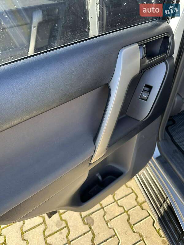 Внедорожник / Кроссовер Toyota Land Cruiser Prado 2012 в Коломые