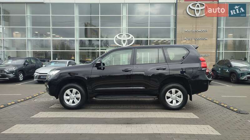 Внедорожник / Кроссовер Toyota Land Cruiser Prado 2023 в Киеве фото 6 Внедорожник / Кроссовер Toyota Land Cruiser Prado 2023 в Киеве