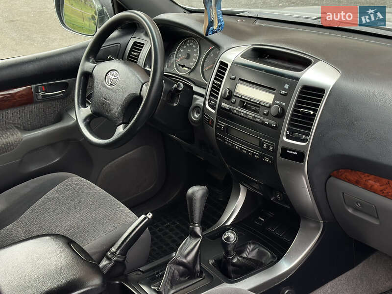 Внедорожник / Кроссовер Toyota Land Cruiser Prado 2006 в Хмельницком