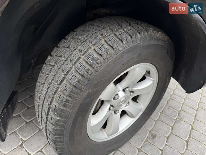 Позашляховик / Кросовер Toyota Land Cruiser Prado 2005 в Вінниці
