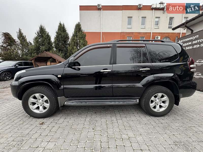 Позашляховик / Кросовер Toyota Land Cruiser Prado 2005 в Вінниці