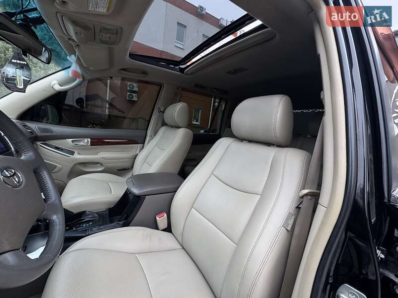 Позашляховик / Кросовер Toyota Land Cruiser Prado 2005 в Вінниці