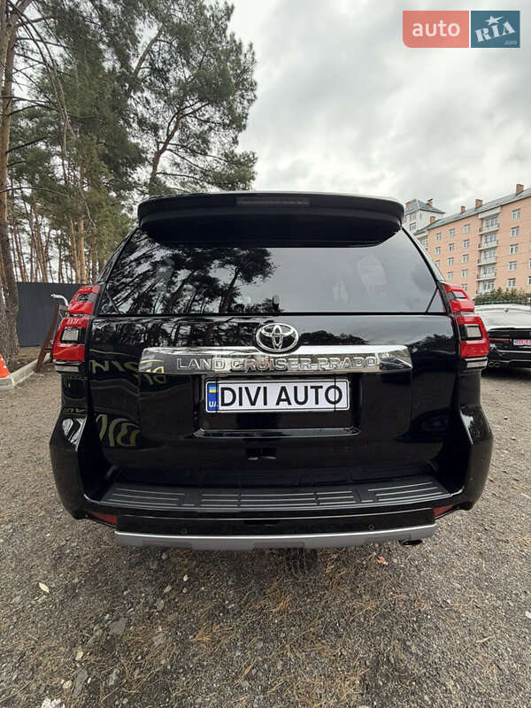 Позашляховик / Кросовер Toyota Land Cruiser Prado 2019 в Києві
