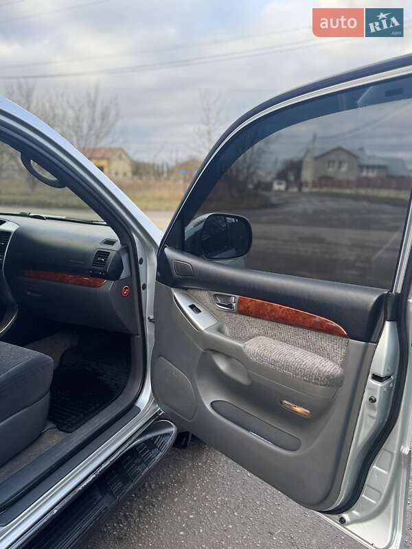 Позашляховик / Кросовер Toyota Land Cruiser Prado 2006 в Тернополі