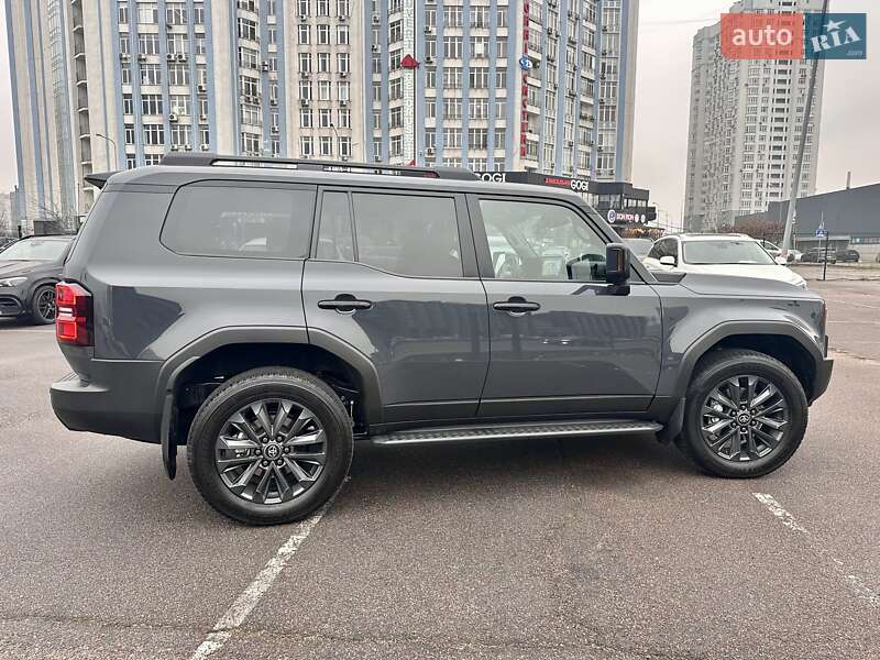 Позашляховик / Кросовер Toyota Land Cruiser Prado 2024 в Києві