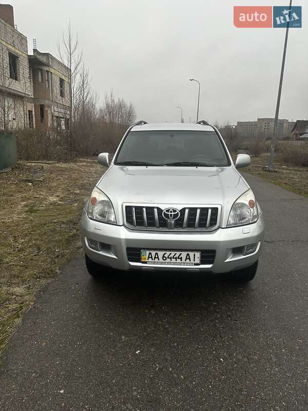 Позашляховик / Кросовер Toyota Land Cruiser Prado 2006 в Києві