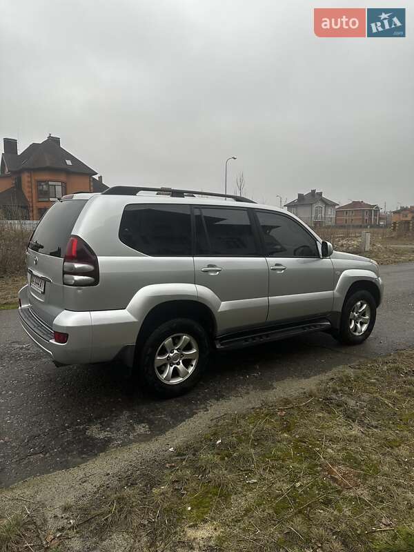Позашляховик / Кросовер Toyota Land Cruiser Prado 2006 в Києві