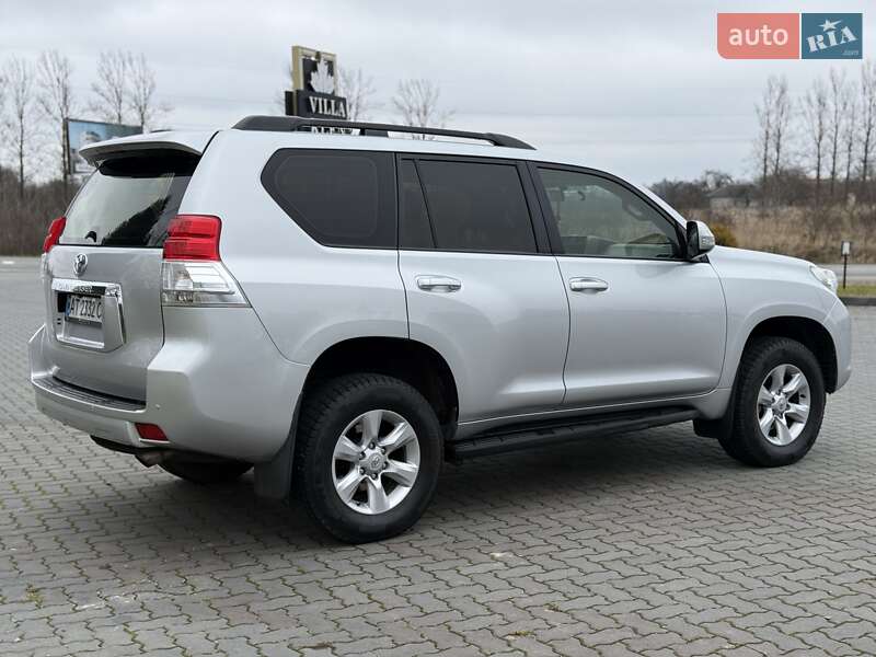 Внедорожник / Кроссовер Toyota Land Cruiser Prado 2013 в Ивано-Франковске