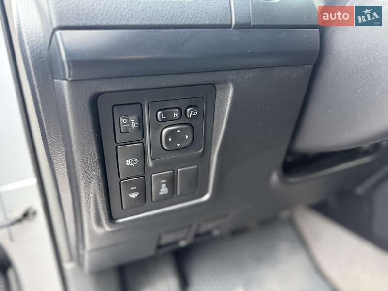 Внедорожник / Кроссовер Toyota Land Cruiser Prado 2013 в Ивано-Франковске