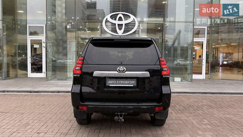 Внедорожник / Кроссовер Toyota Land Cruiser Prado 2019 в Киеве