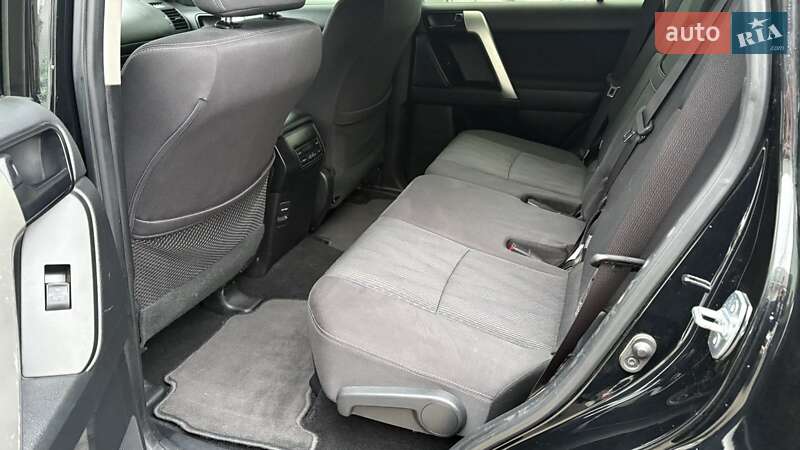 Внедорожник / Кроссовер Toyota Land Cruiser Prado 2019 в Киеве