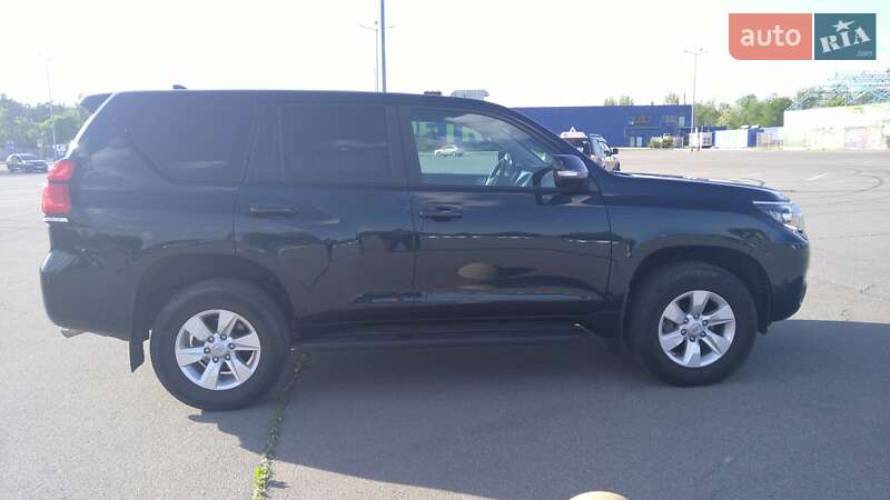 Внедорожник / Кроссовер Toyota Land Cruiser Prado 2023 в Днепре