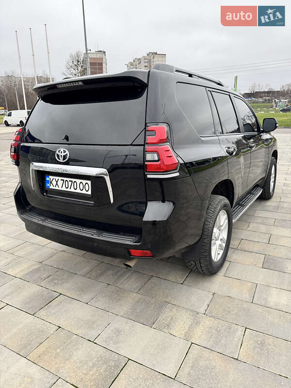 Позашляховик / Кросовер Toyota Land Cruiser Prado 2010 в Харкові фото 7 Позашляховик / Кросовер Toyota Land Cruiser Prado 2010 в Харкові