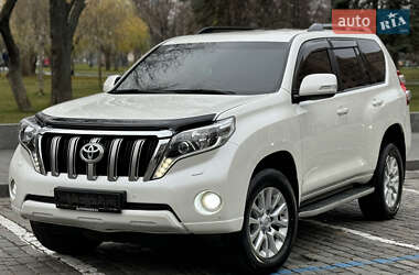 Внедорожник / Кроссовер Toyota Land Cruiser Prado 2016 в Харькове