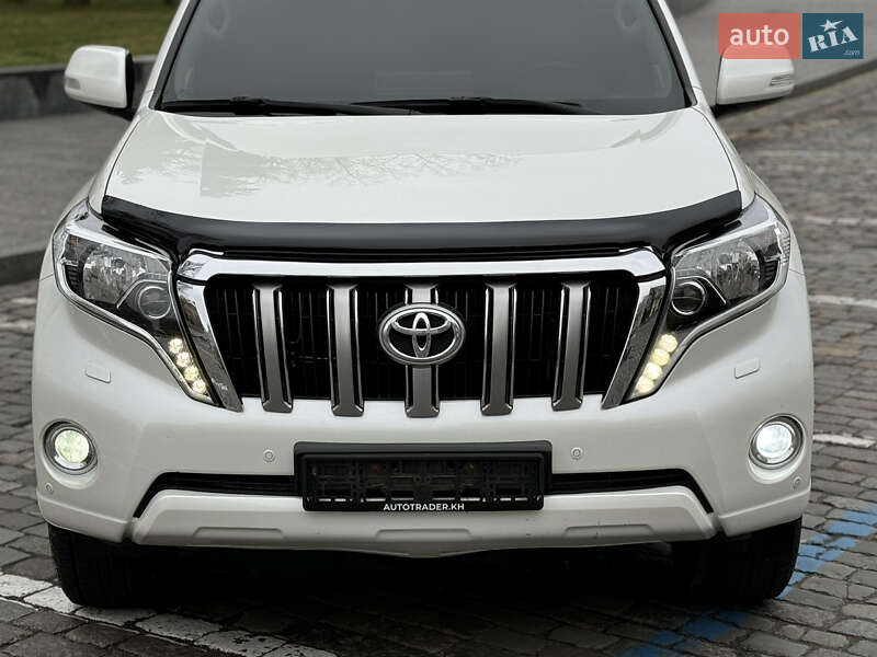 Позашляховик / Кросовер Toyota Land Cruiser Prado 2016 в Харкові