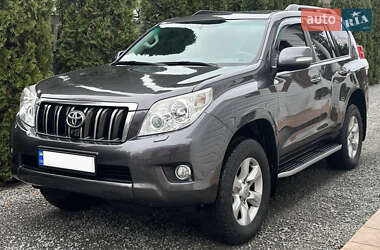 Позашляховик / Кросовер Toyota Land Cruiser Prado 2013 в Кельменцях