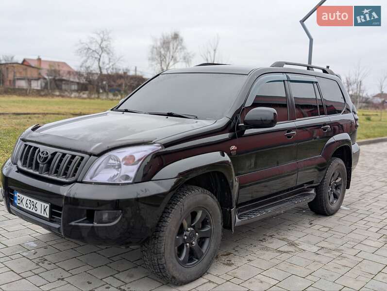 Внедорожник / Кроссовер Toyota Land Cruiser Prado 2005 в Здолбунове