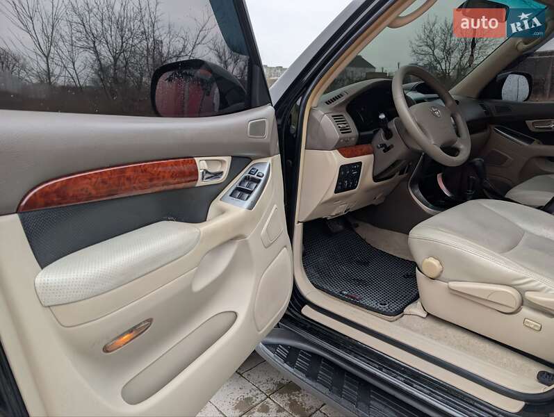 Внедорожник / Кроссовер Toyota Land Cruiser Prado 2005 в Здолбунове