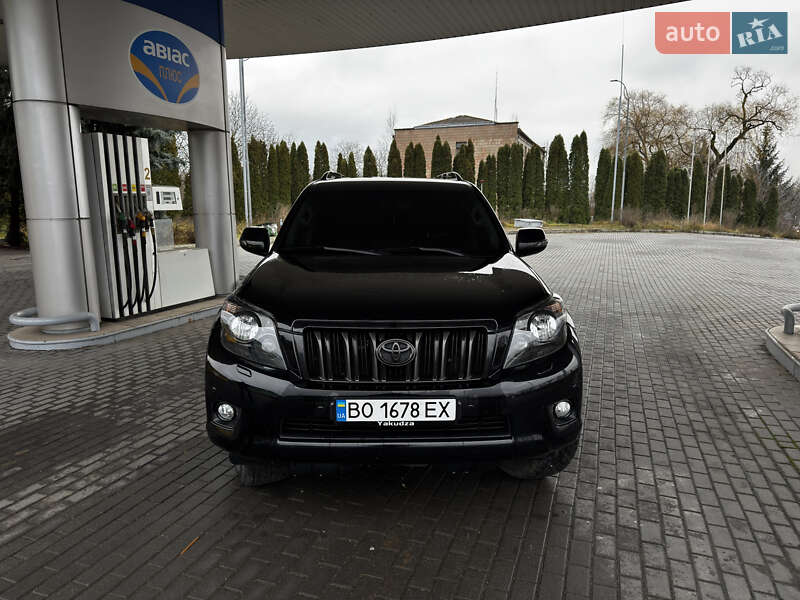 Позашляховик / Кросовер Toyota Land Cruiser Prado 2010 в Тернополі