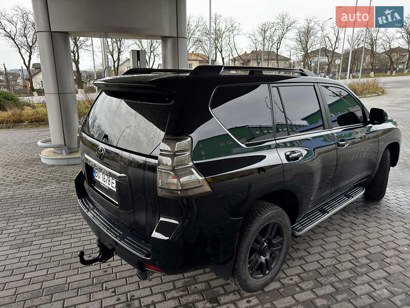Позашляховик / Кросовер Toyota Land Cruiser Prado 2010 в Тернополі