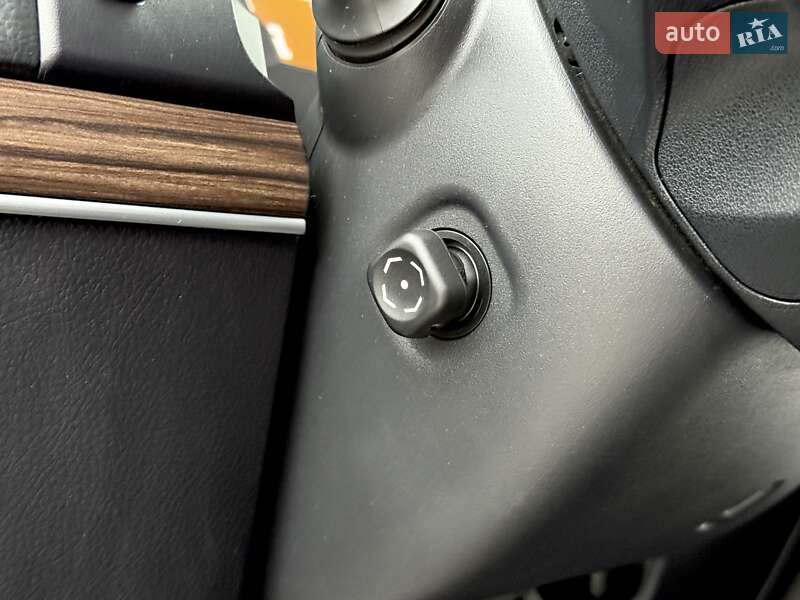 Внедорожник / Кроссовер Toyota Land Cruiser Prado 2020 в Киеве фото 34 Внедорожник / Кроссовер Toyota Land Cruiser Prado 2020 в Киеве