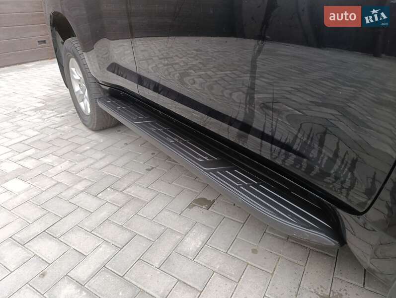 Внедорожник / Кроссовер Toyota Land Cruiser Prado 2012 в Николаеве