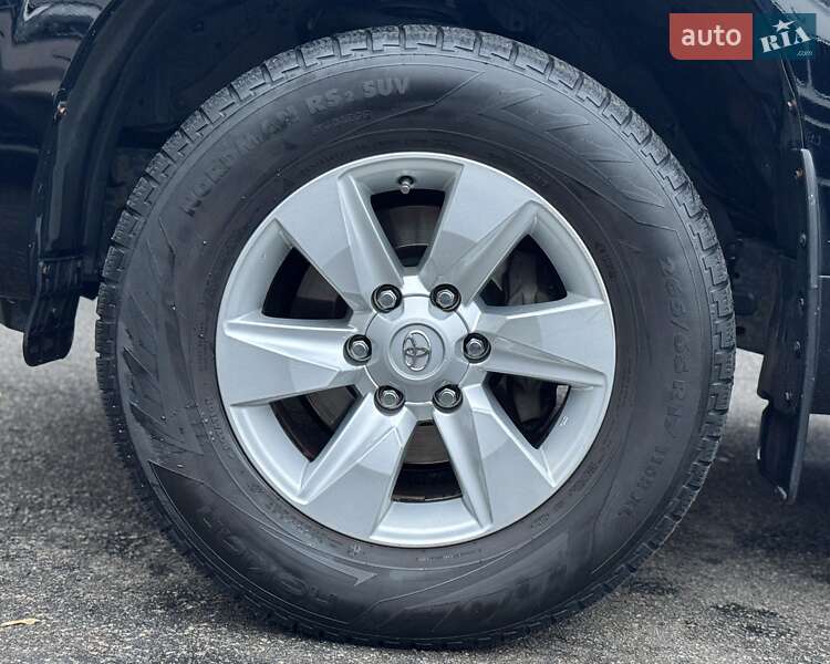 Внедорожник / Кроссовер Toyota Land Cruiser Prado 2019 в Киеве